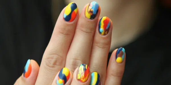 12 Fresh Nail Designs to Embrace May's Blooming Beauty