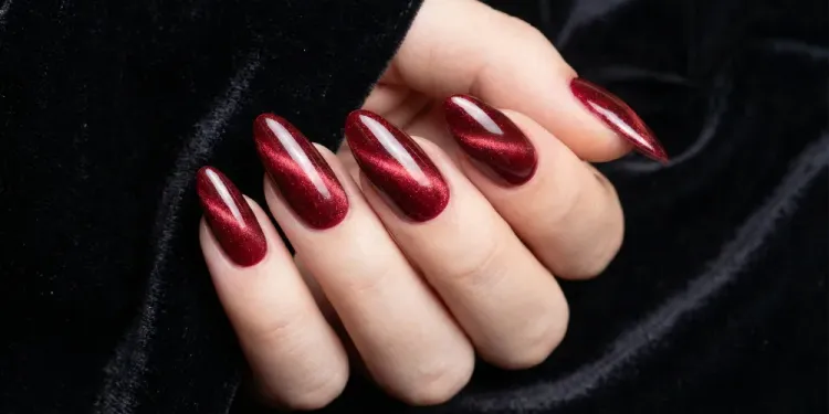 35 Mesmerizing Cat Eye Nail Design Ideas Trending Now