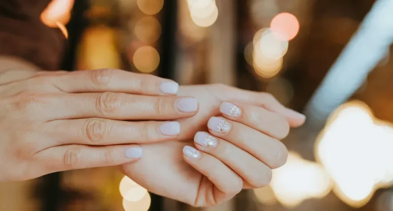 10 Beach Inspired Nail Designs That Are Making Waves in Summer 2025 1 1