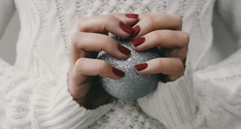 10 Stylish Nail Designs Youll See Everywhere in 2025 1