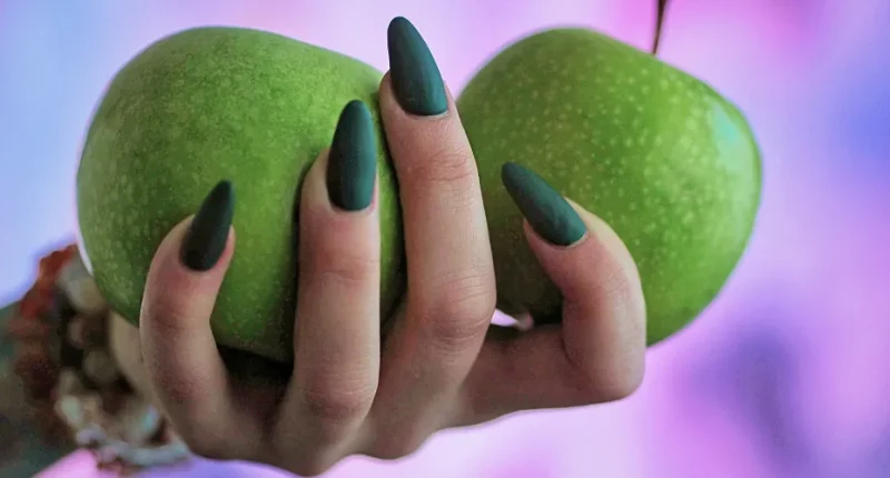 15 Short May Nail Ideas for 2025 That Are Too Cute to Skip 1 5