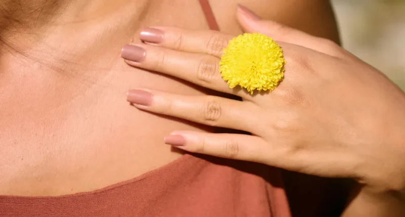 2025 Coastal Nail Designs That Capture Summer Vibes